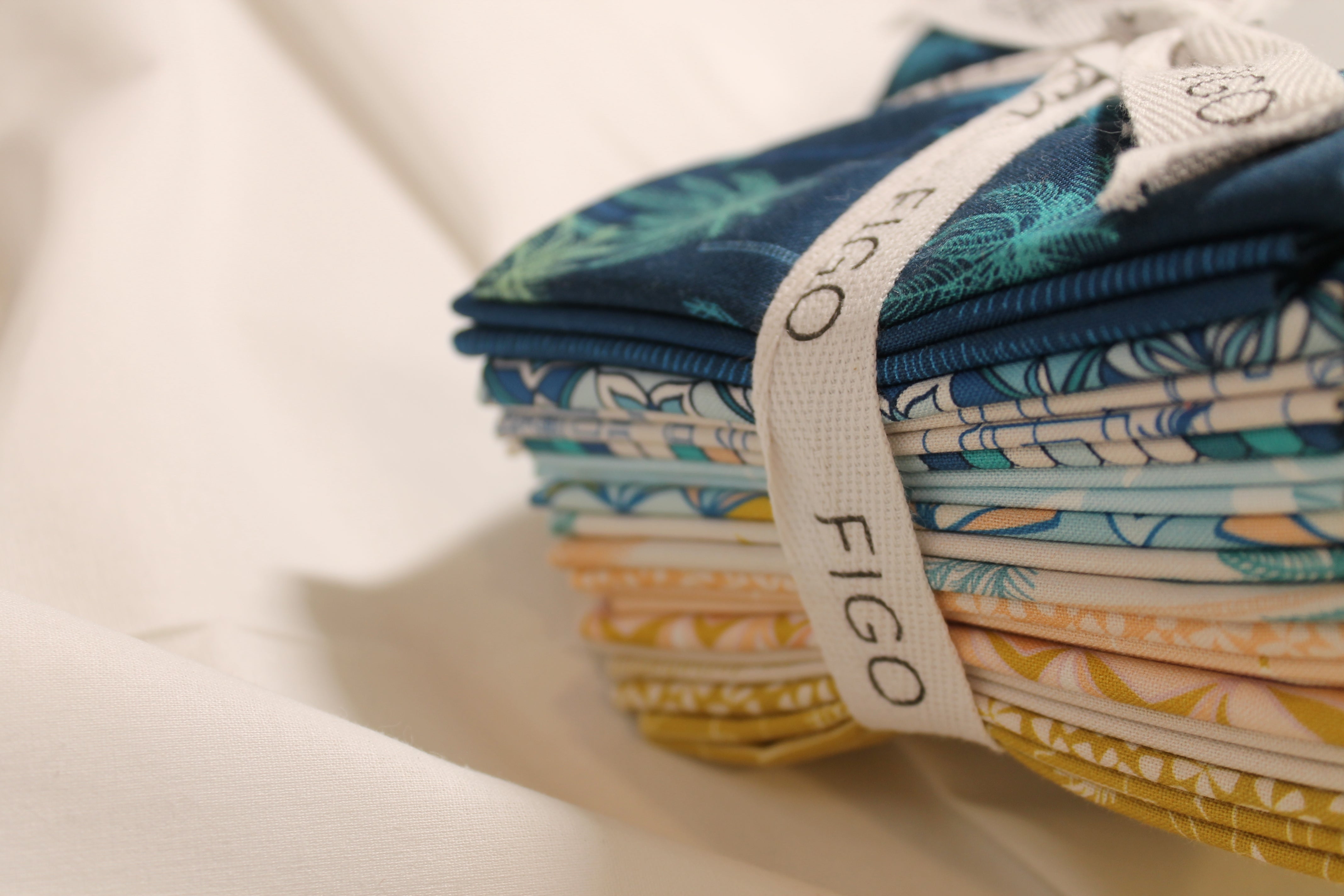 Oasis Fat Quarter Bundle - Sew & Such & More